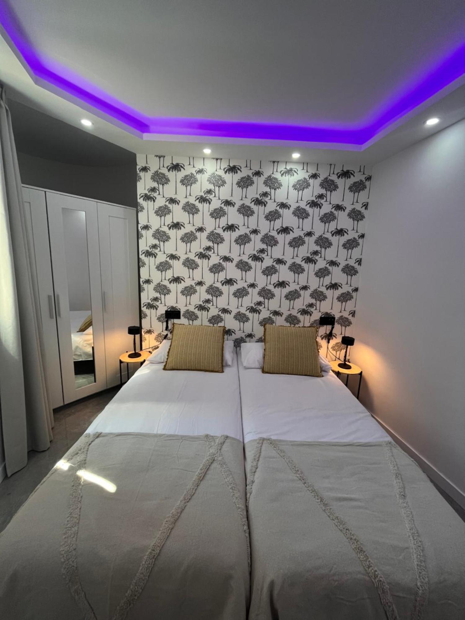Torre Lll Apartment Torremolinos Bagian luar foto